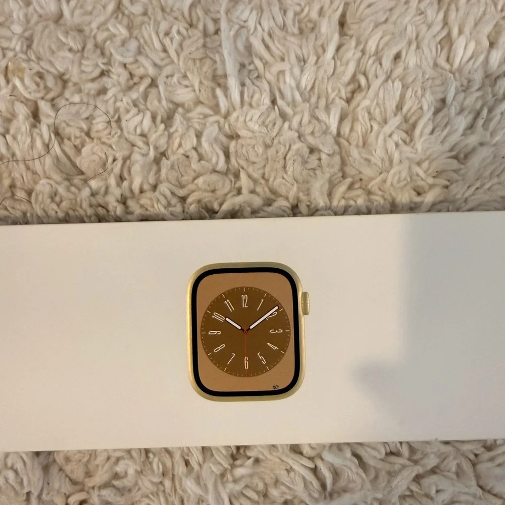 Apple Gold Stainless Steel Smartwatch with Gold Milanese Loop - Picture 2 of 11